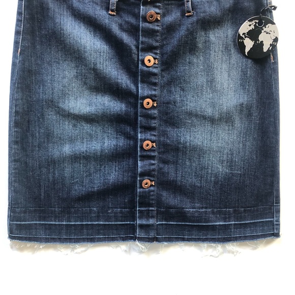NWT Articles of Society Sally Denim Button Skirt - Picture 4 of 9